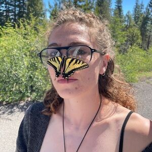 Meet your Posher, Riley